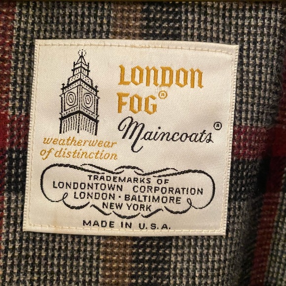 Vintage London Fog Trench with Removable Lining. Size 10 - Picture 3 of 12